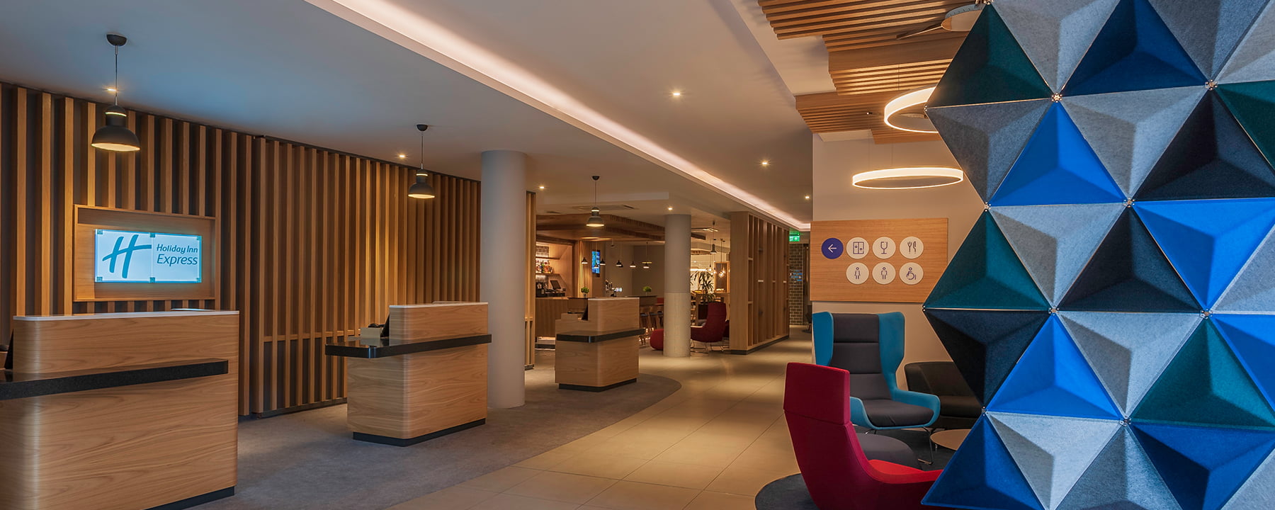 Dublin Airport hotel reception